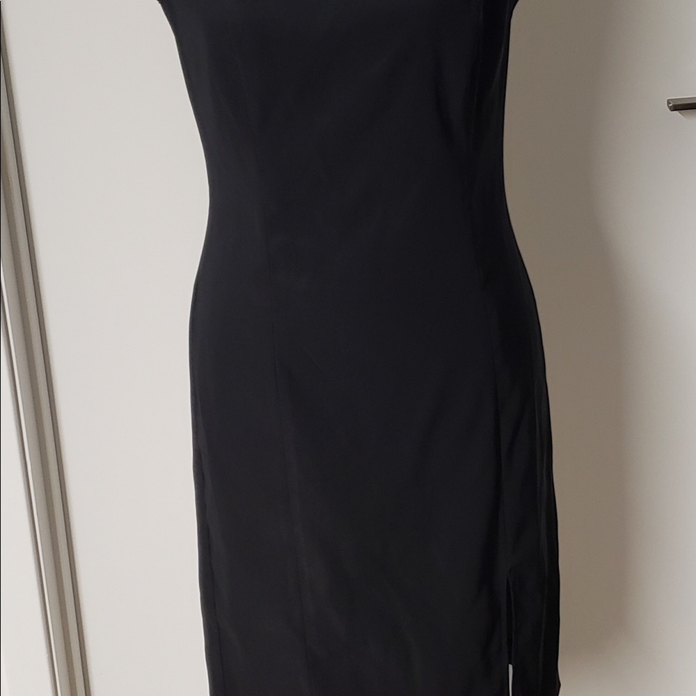 Dress - Picture 3 of 8